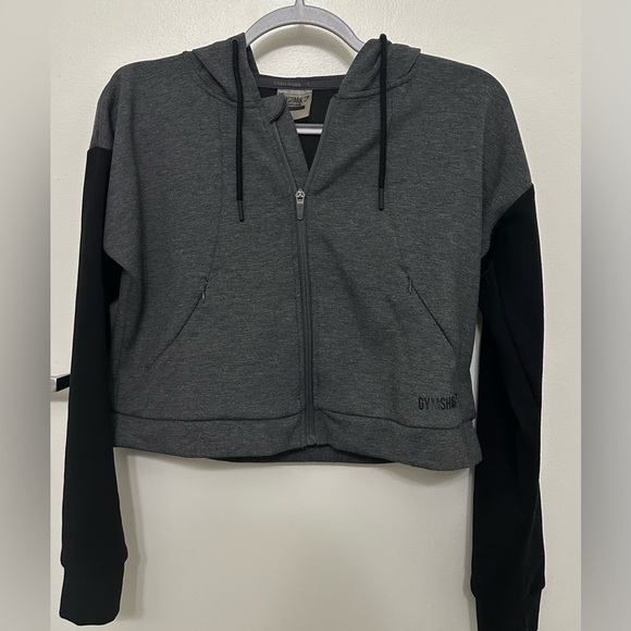 Woman’s Gymshark Two-Toned, Crop Jacket - Picture 3 of 7